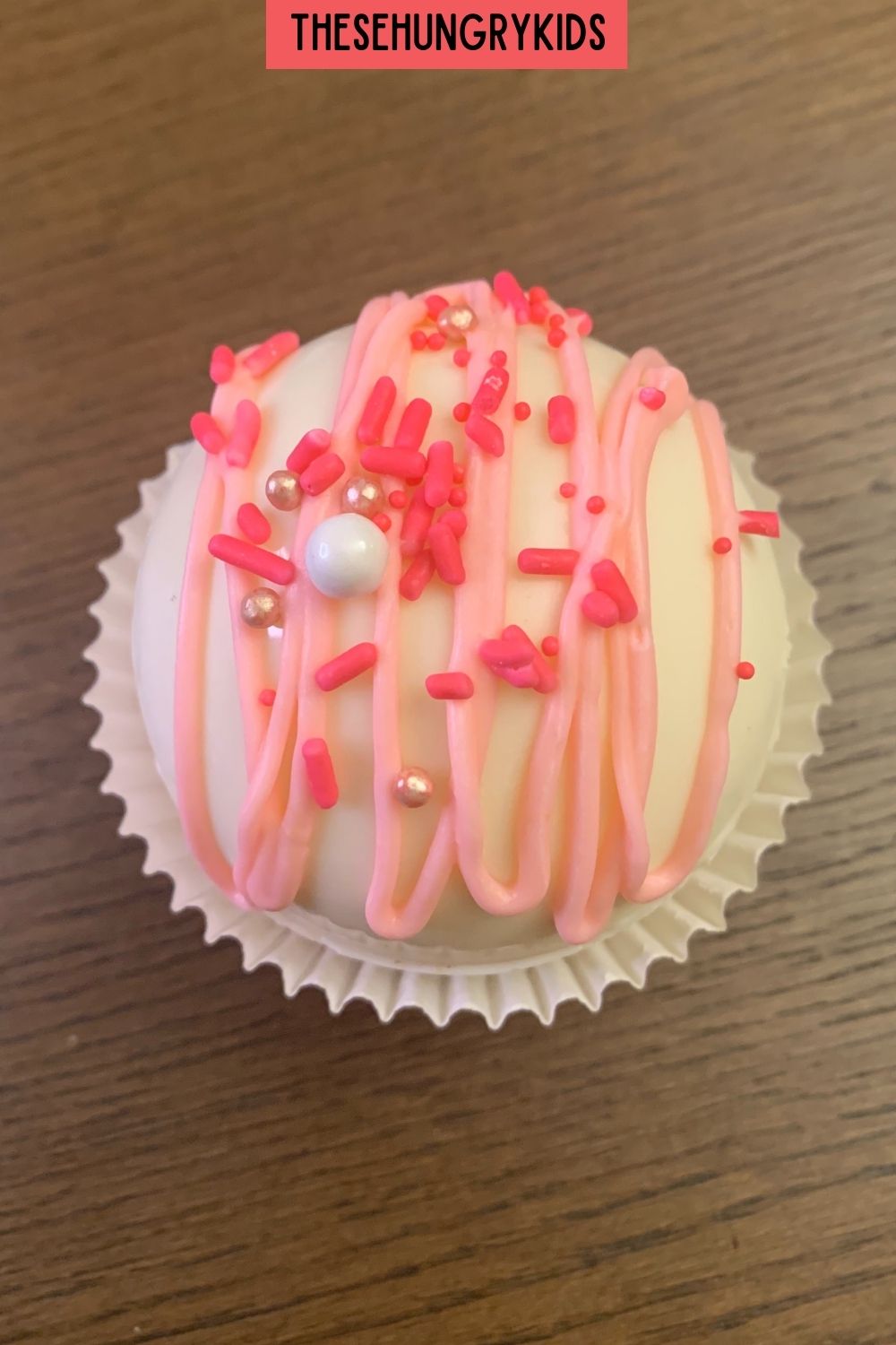 Easy Valentine's Day Hot Chocolate Bombs